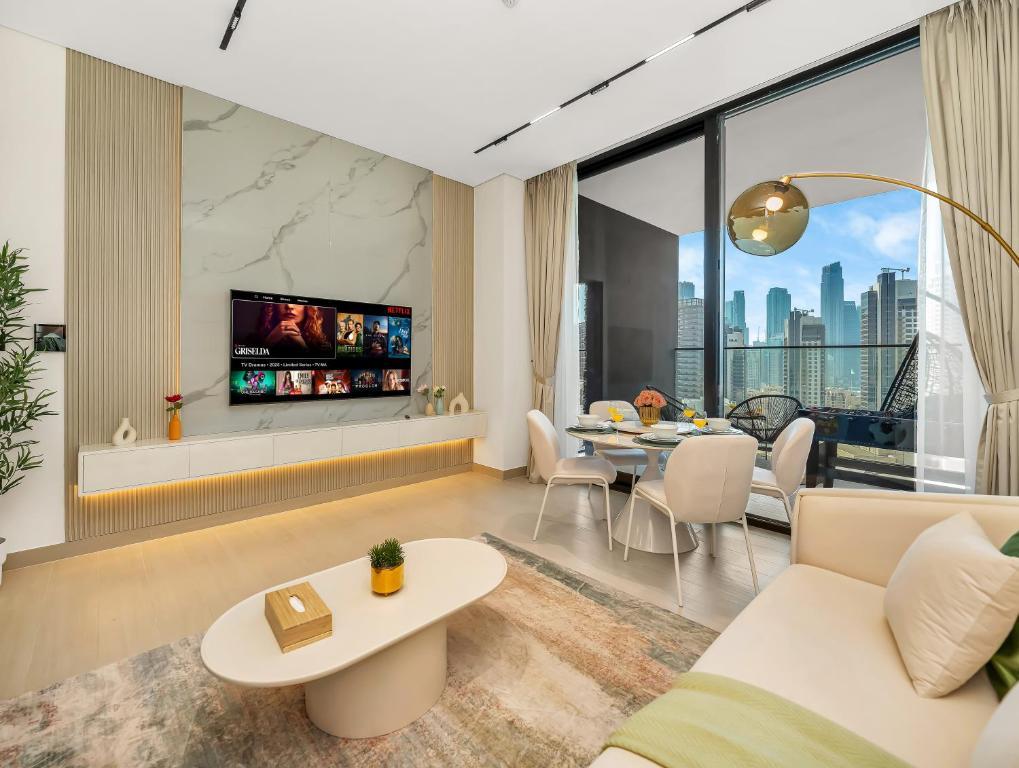 Business Bay modern apartments investment